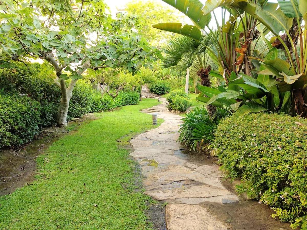 With 2 Bedrooms In With Shared Pool Furnished Terrace And Wifi 300 M From The Beach